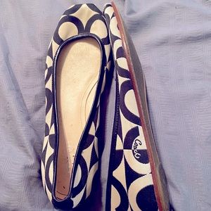 Coach Flats✔️
